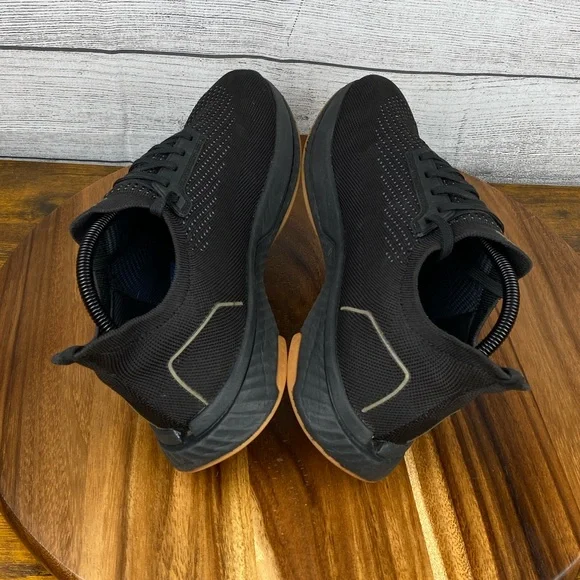 Men's Black Athletic Running Shoes - Picture 9 of 12
